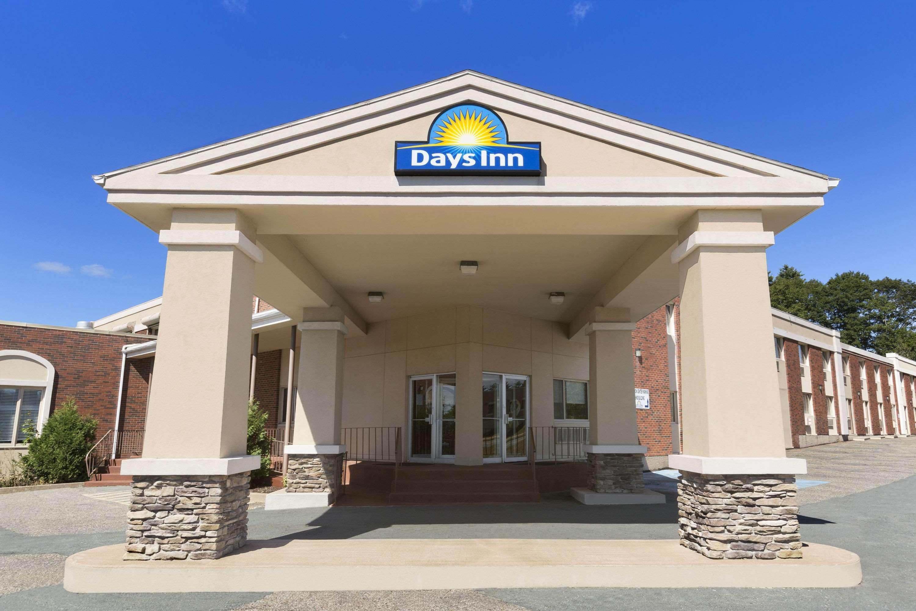 Days Inn By Wyndham Bridgewater Conference Center Eksteriør billede
